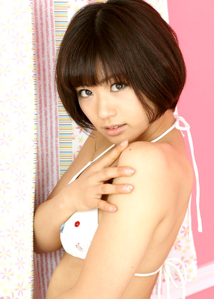 Hitomi Yasueda 安枝瞳